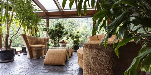 Jardín de invierno bajo un toldo Veranda