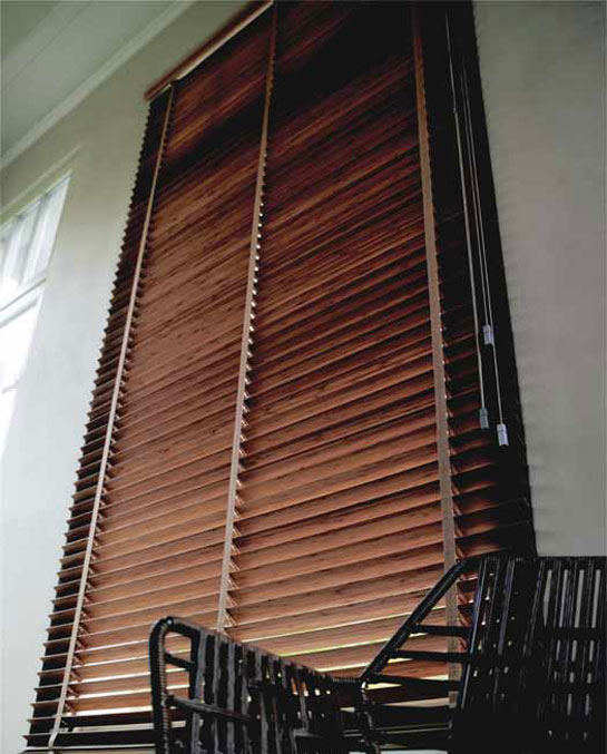 Características Wooden blinds 50mm, belt ladder