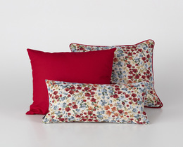 Zestaw poduszek do salonu Flor de amapola roja