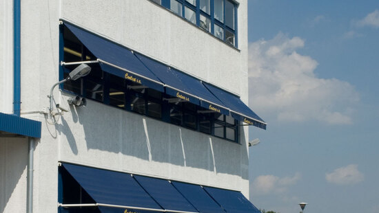 
										Toldos de protección solar para balcones
																						