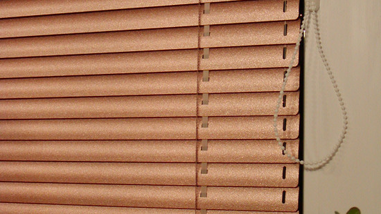 
										Persianas de aluminio 25 mm
																						